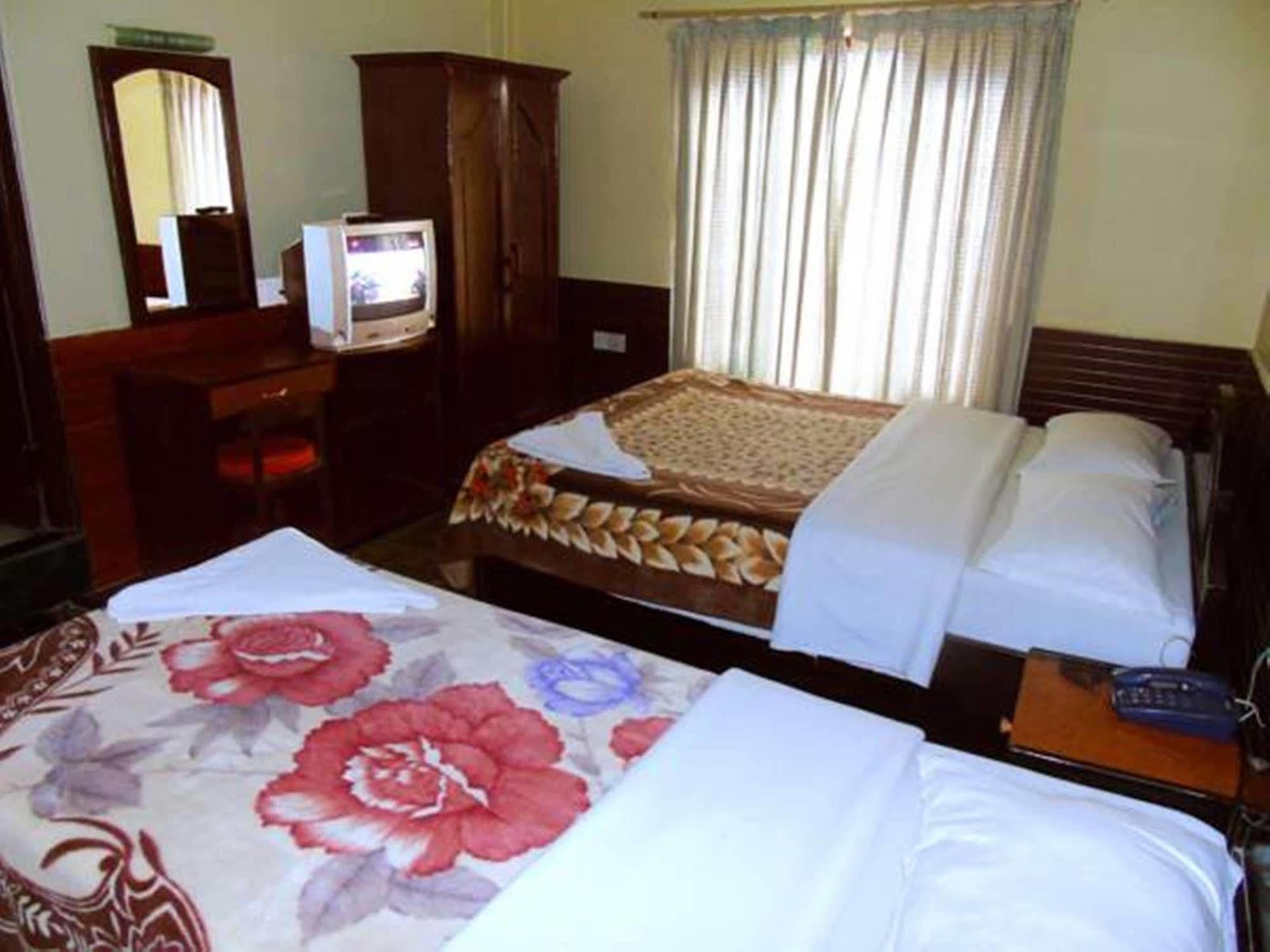 Hotel Trip Pokhara Exterior foto