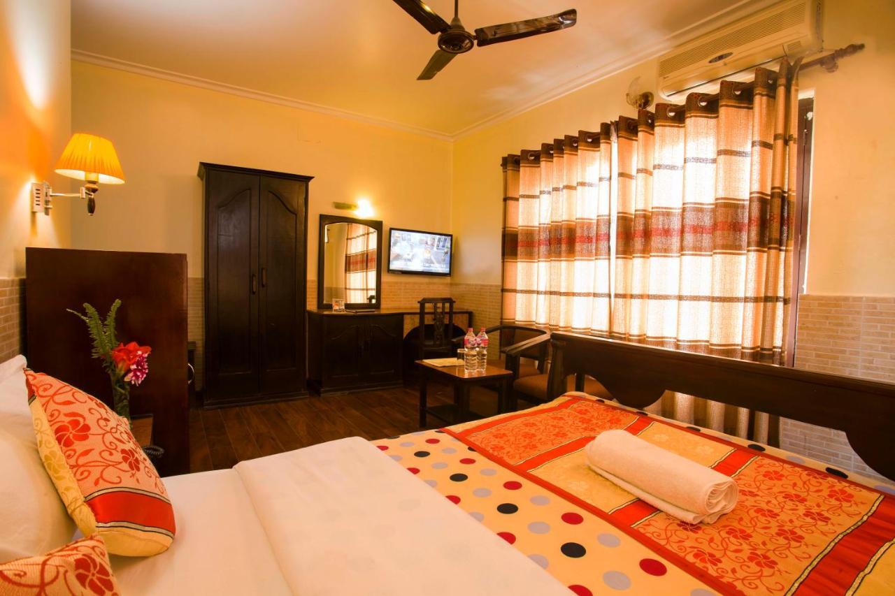 Hotel Trip Pokhara Exterior foto