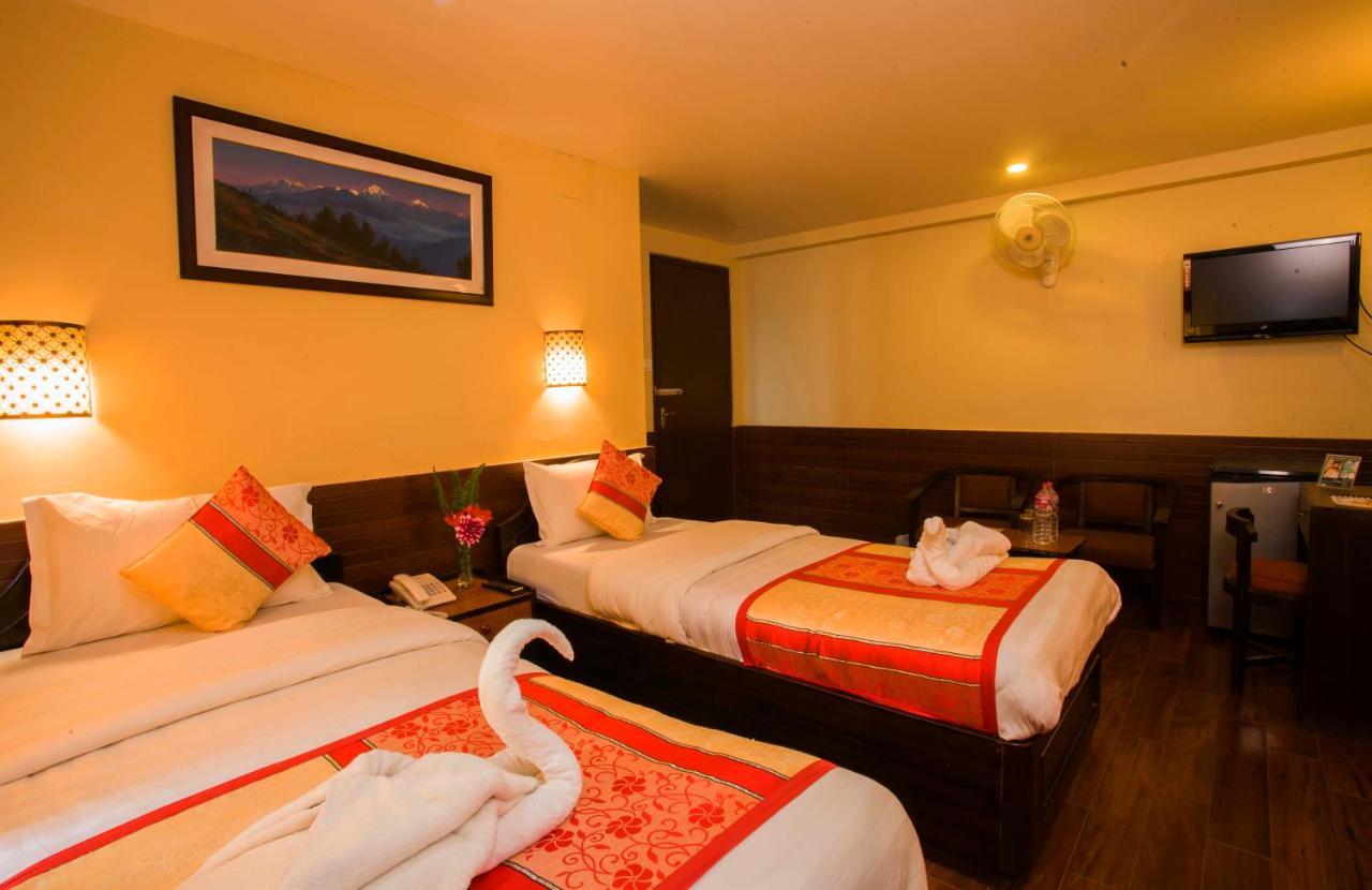 Hotel Trip Pokhara Exterior foto